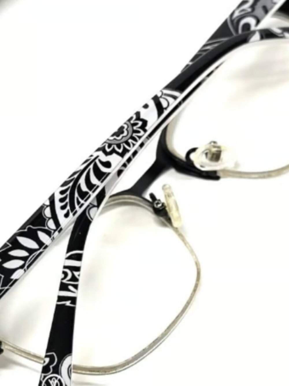 Vera Bradley Eyeglass Frames Glasses Floral Black and White with Case Eyeglasses